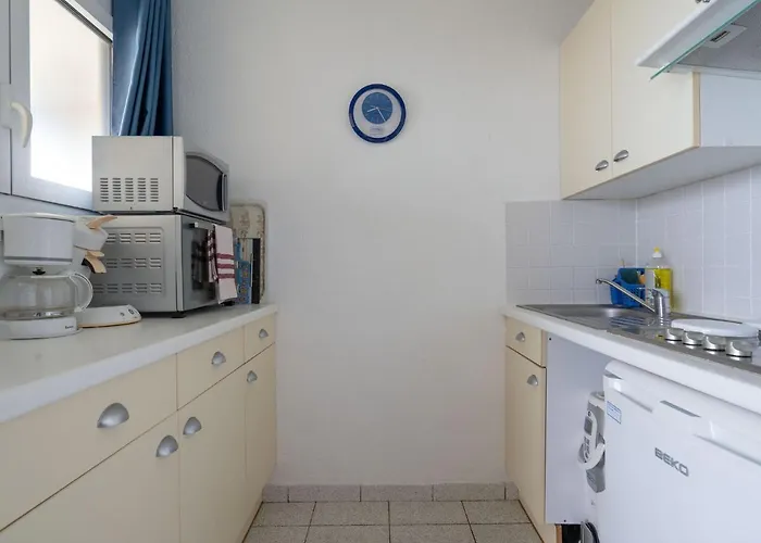 Les Oceanides-18 By Interhome * Lacanau